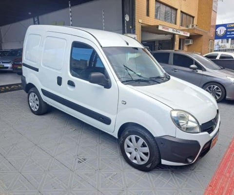 Renault Kangoo Expression 1.6 FLEX COMPLETO - Branca - 2017/2018