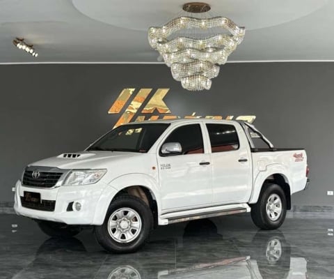 TOYOTA HILUX CD 4X4 SR 3.0 2015