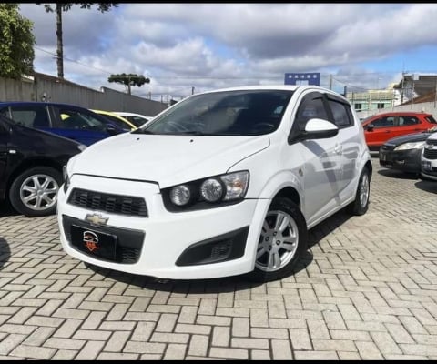 CHEVROLET SONIC LT HB AT 2013