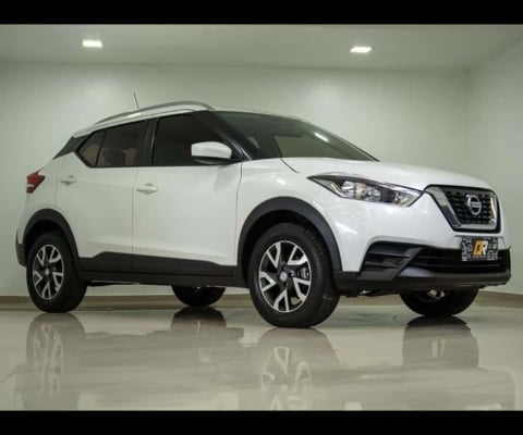 NISSAN KICKS S CVT 