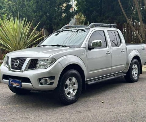 NISSAN FRONTIER LE CD 4X4-AT 2.5 TB-IC 4P 2013