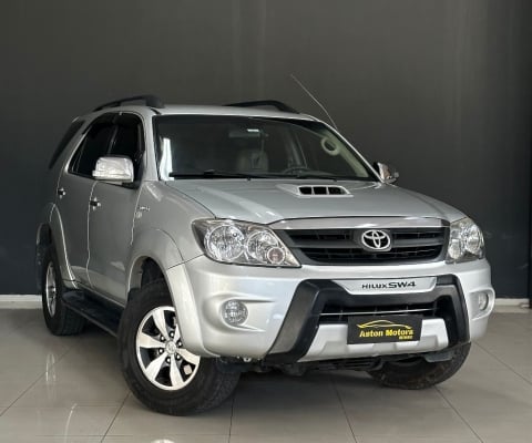 Hilux SW4 SRV D4-D 4x4 3.0 TDI Diesel Aut 