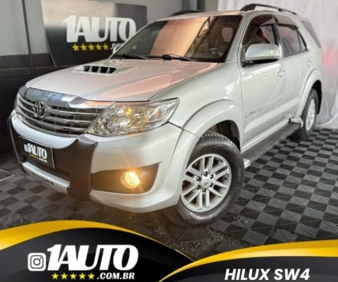 Toyota Hilux sw4 2012 3.0 sr 4x4 16v turbo intercooler diesel 4p automático