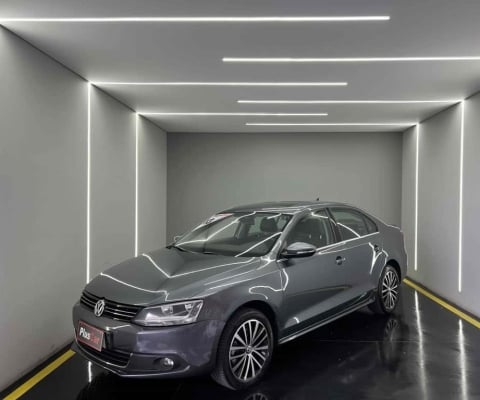 Volkswagen Jetta 2013 2.0 tsi highline 200cv gasolina 4p tiptronic