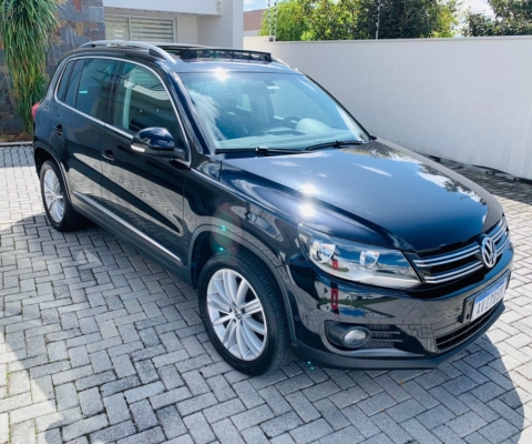 VOLKSWAGEN TIGUAN à venda.