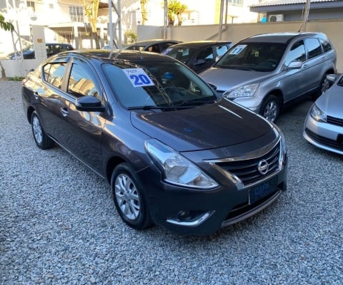 NISSAN VERSA SV 1.6 COMPLETO GNV 2020