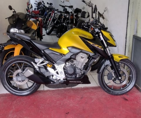 HONDA CB 300F TWISTER ABS FLEXONE COM APENAS 3.500KM IMPECAVEL