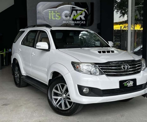 TOYOTA HILUXSW4 SRV4X4 2013