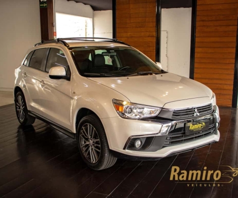 Mitsubishi ASX MC/ 2.0 CVT FLEX - Branca - 2017/2018