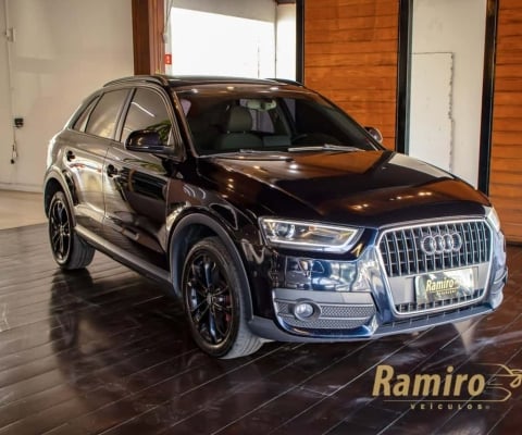 Audi Q3 /  2.0TFSI - Azul - 2013/2014