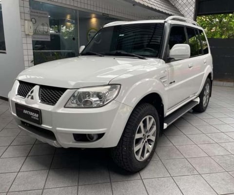 MITSUBISHI PAJERO TR4 FLEX HP 2013