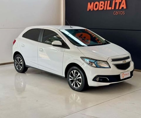 Chevrolet Onix 1.4MT LTZ - Branca - 2014/2015