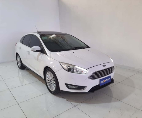 FORD FOCUS 2.0 TITANIUM PLUS SEDAN 16V 4P