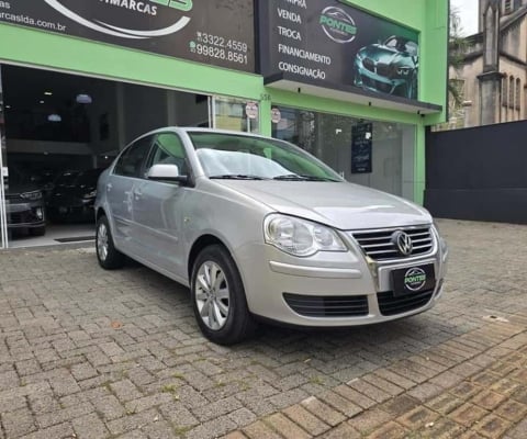 VOLKSWAGEN POLO SEDAN 1.6 8V 2009