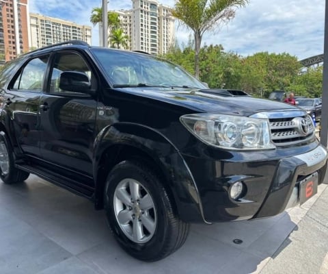 Toyota Hilux sw4 2010 3.0 srv 4x4 7 lugares 16v turbo intercooler diesel 4p automático