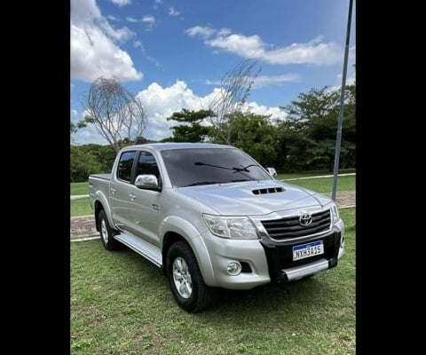 TOYOTA HILUX CD4X4 SRV 2012