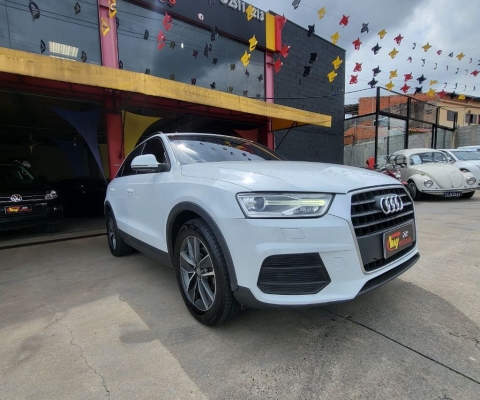 Audi Q3 1.4 TFSi 2017 REVISADO COM GARANTIA