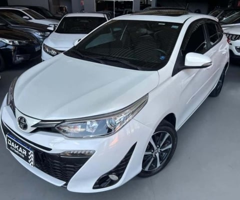 YARIS XLS CONNECT 2022