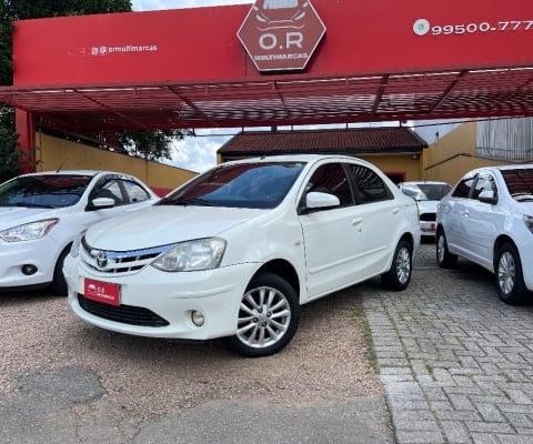 Toyota Etios 1.5 XLS impecável 