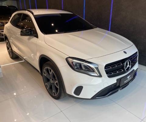 MERCEDES-BENS GLA 200 Night 1.6 TB 16V FLEX Aut.