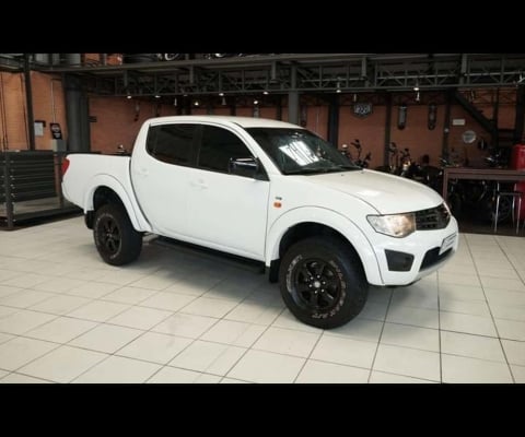 MITSUBISHI L200 TRITON 2.4 HLS 2015