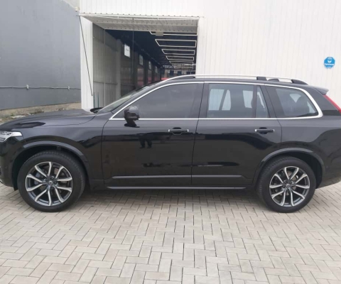 Volvo XC 90 D-5 MOMENTUM 2.0 235cv Diesel 5p