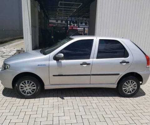 Fiat Palio Celebration 1.0 Fire Flex 8V 4p