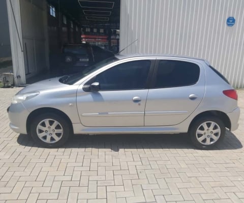 Peugeot 207 XR 1.4 Flex 8V 5p