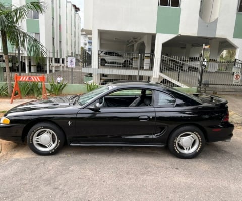 FORD MUSTANG à venda.