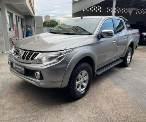 MITSUBISHI TRITON SPORT HPE 2.4 4X4 CAMBIO AUT. ANO 2017