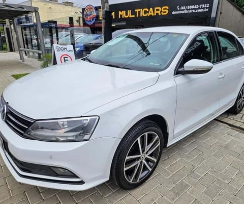 VOLKSWAGEN JETTA HIGHLINE AE _4P_ 2016