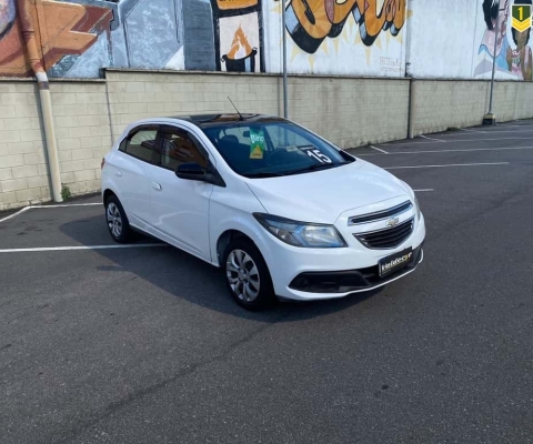 Chevrolet Onix 2015 1.4 mpfi ltz 8v flex 4p automático