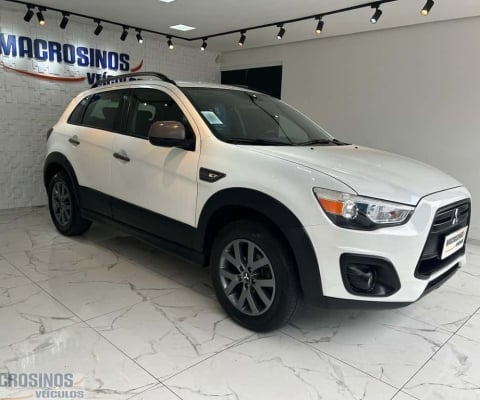 Mitsubishi ASX OUTDOOR 2.0 4x2 16V 160cv Aut.  - Branca - 2016/2016