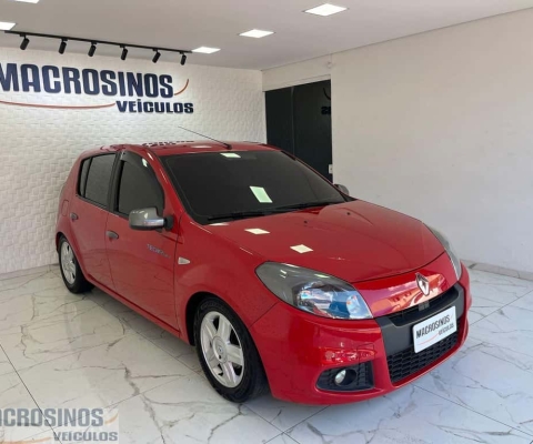 Renault Sandero Expression Hi-Flex 1.0 5p  - Vermelha - 2014/2014