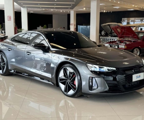 Audi RS E-TRON GT Quattro Aut. (Elétrico)  - Cinza - 2021/2022