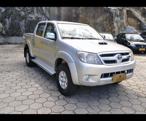 Toyota Hilux SRV 3.0 CD 4X4 AT - Prata - 2006/2007