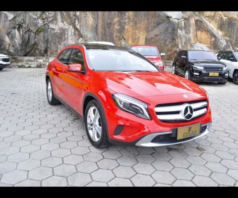 Mercedes-Benz Gla 200 VISION 1.6 TURBO AT - Vermelha - 2015/2015