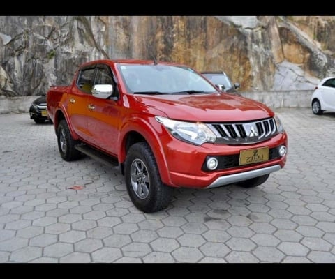 Mitsubishi L200 Triton SPORT HPE 2.4 4X4 AT  - Vermelha - 2018/2019