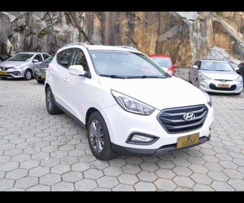 Hyundai ix35 GL 2.0 AT - Branca - 2018/2019