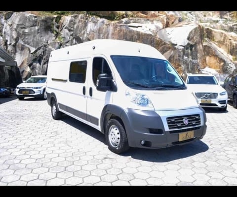 Fiat Ducato MAXICARGO 2.3 TCA AMB MT  - Branca - 2017/2018