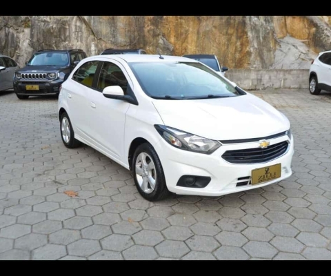 Chevrolet Onix LT 1.4 MT  - Branca - 2019/2019