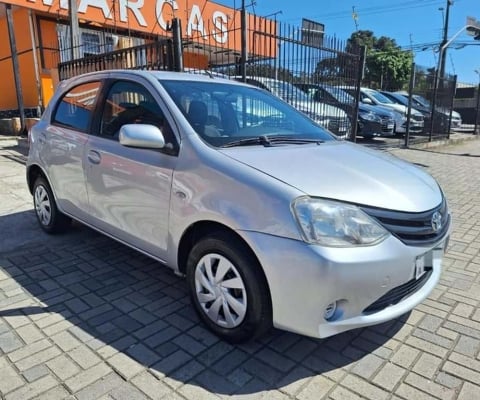 TOYOTA ETIOS HB XS 2013