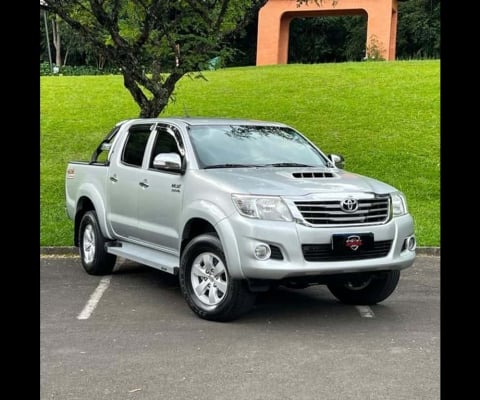 TOYOTA HILUX CD 4X4 SRV 3.0 TB 2013