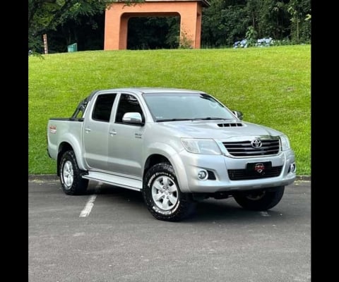 TOYOTA HILUX CD SRV D4-D 4X4 3.0 TDI DIESEL AUT 2014