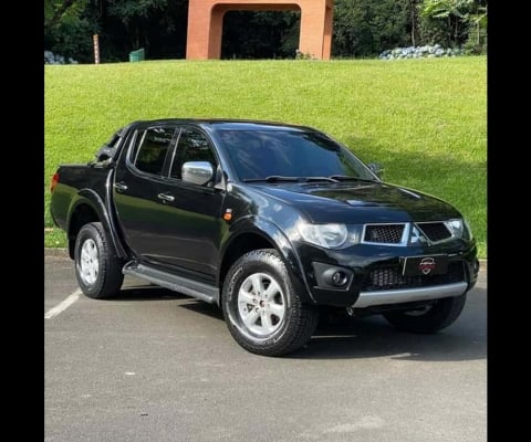 MITSUBISHI L200 TRITON HPE 3.2 CD TB INT.DIESEL AUT 2011