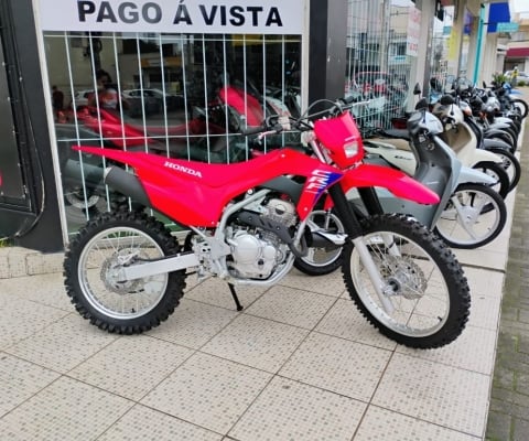 Honda CRF 250F 2025 0km, aceito troca, cartão e financiamento