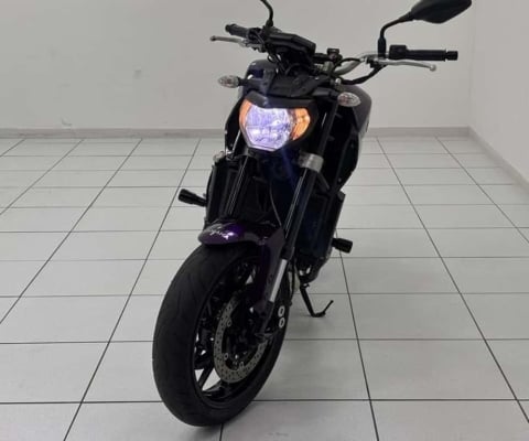 YAMAHA MT 09 2015