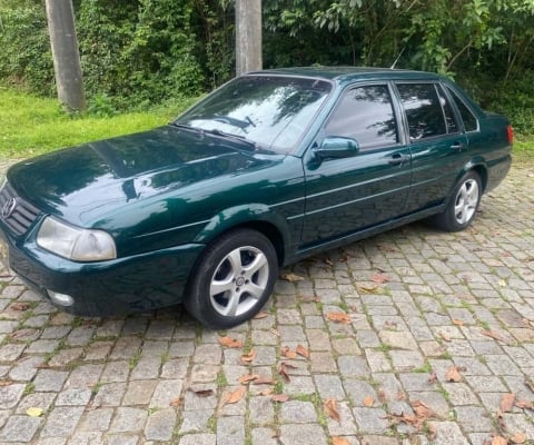 Volkswagen Santana 2.0 Mi 2p e 4p  - Verde - 1998/1999