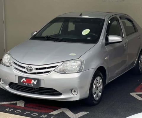 ETIOS SEDAN 1.5 X 2015