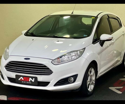 NEW FIESTA HATCH 1.6 SE 2014